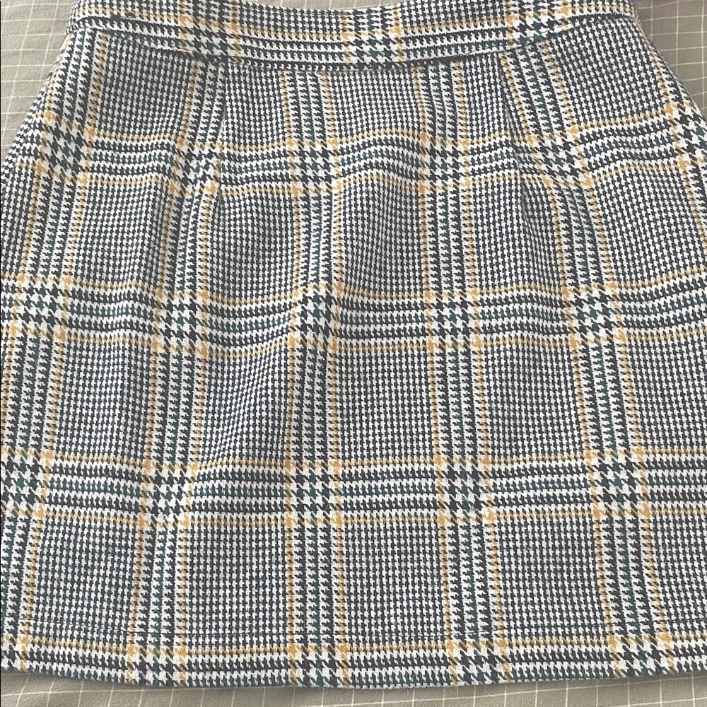 Abercrombie & Fitch Plaid A-Line Skirt - Picture 8 of 8